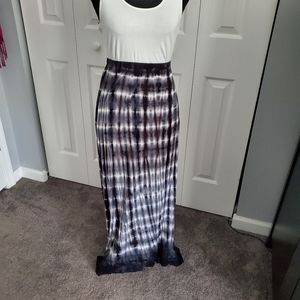 2/$25 EUC Tryst tie dye maxi skirt